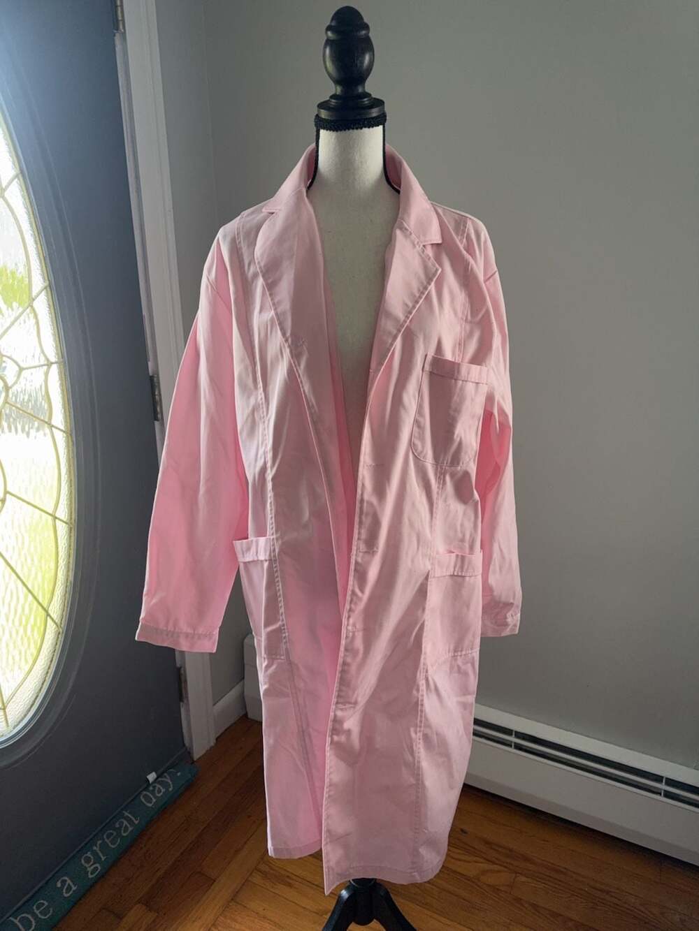 Unbranded Pink Professional Lab Coat - Picture 2 of 3